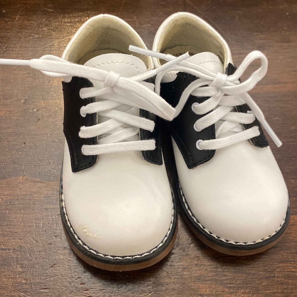 Saddle Oxford Toddler Size 7
